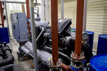 Al Khiran Mall Ice Rink