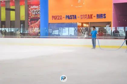 Vincom Mall Ice Rink