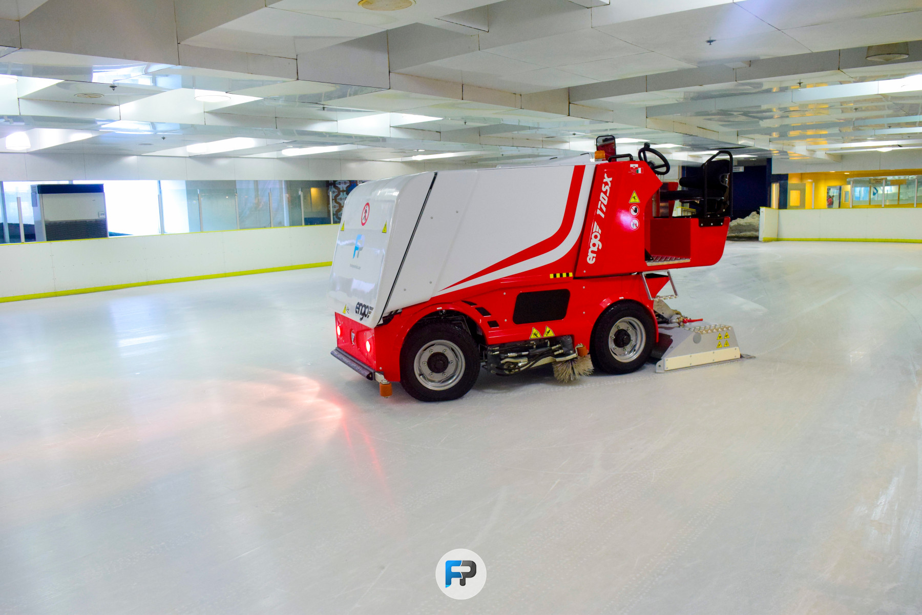 SM Southmall Ice Skating Rink. Best Technology Ice Rink Service